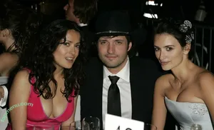 Salma Hayek / salmahayek nude photo #4103