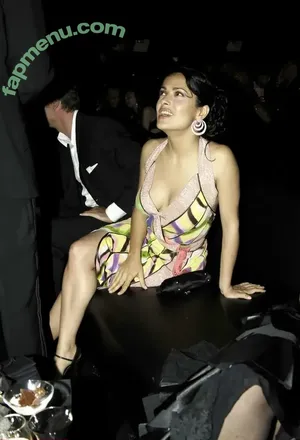 Salma Hayek / salmahayek nude photo #4108