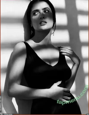 Salma Hayek / salmahayek nude photo #4123