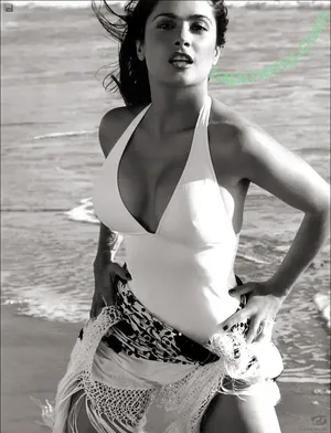 Salma Hayek / salmahayek nude photo #4157
