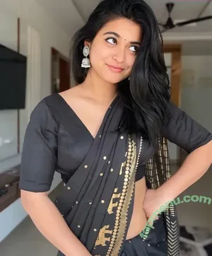 Saloni Singh / Saloniyaapa.7 nude photo #0002