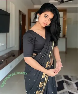 Saloni Singh / Saloniyaapa.7 nude photo #0004