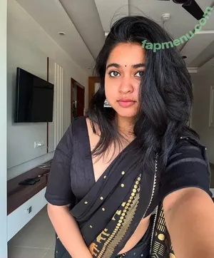 Saloni Singh / Saloniyaapa.7 nude photo #0005