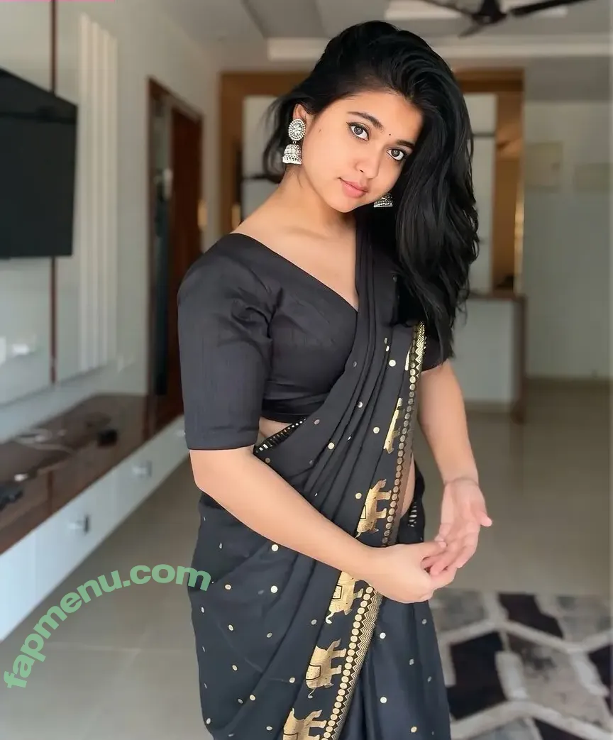 Saloni Singh nude photo #0004 (Saloniyaapa.7)