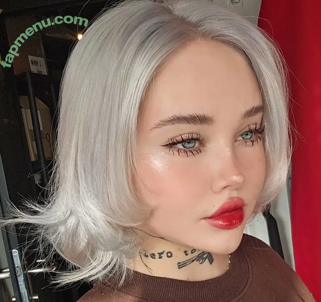 SaltyBxxbe nude photo #0037 (Saltybxxbe2 / saltybxxbe_)