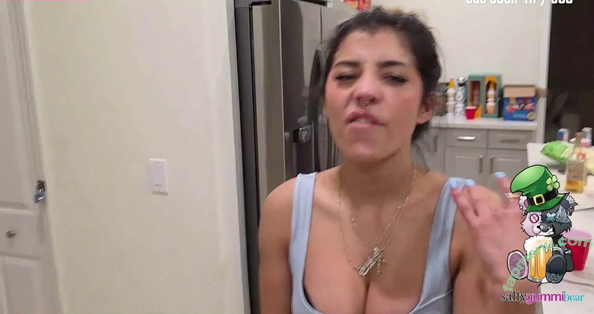 saltygummibear nude photo #0001 (saltygummibear)