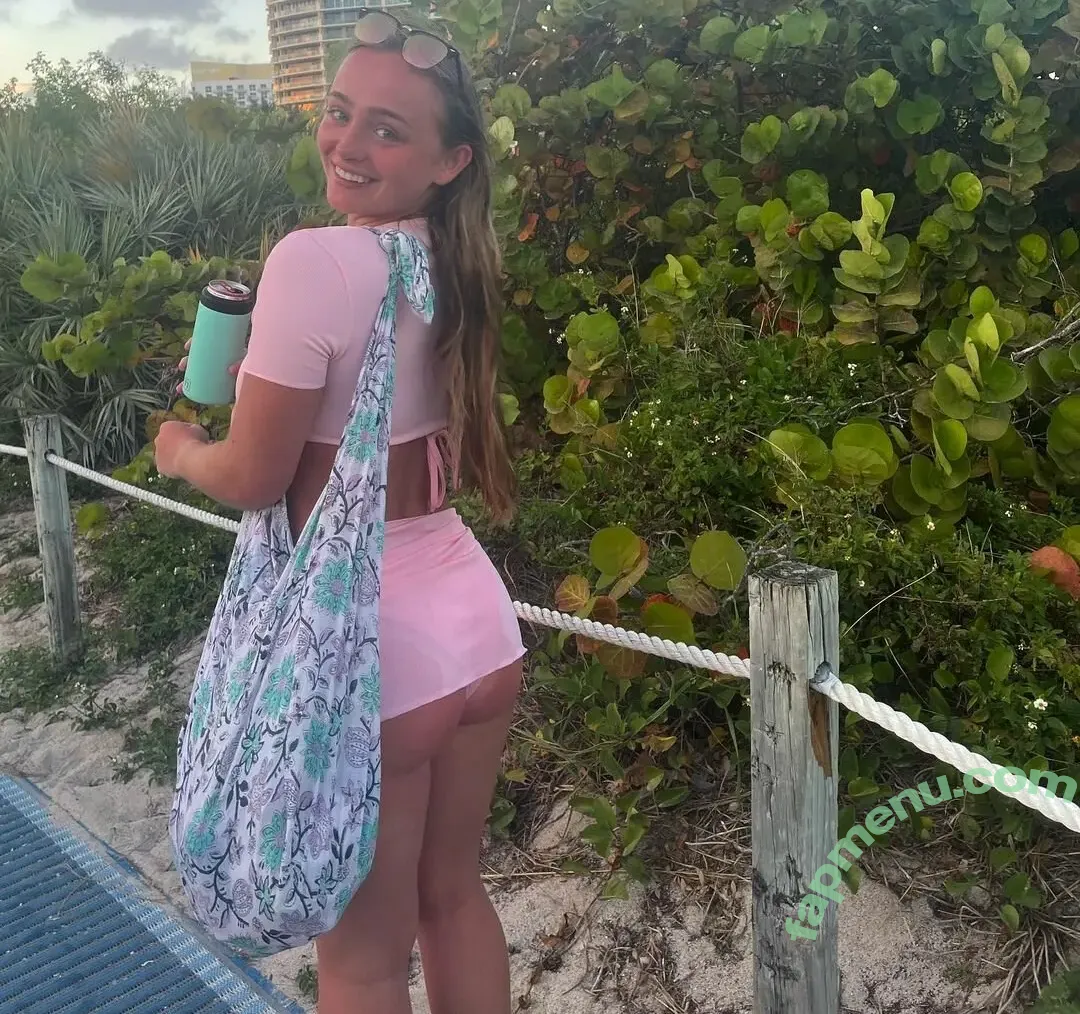 Sam Ahearn nude photo #0092 (samahearn_)