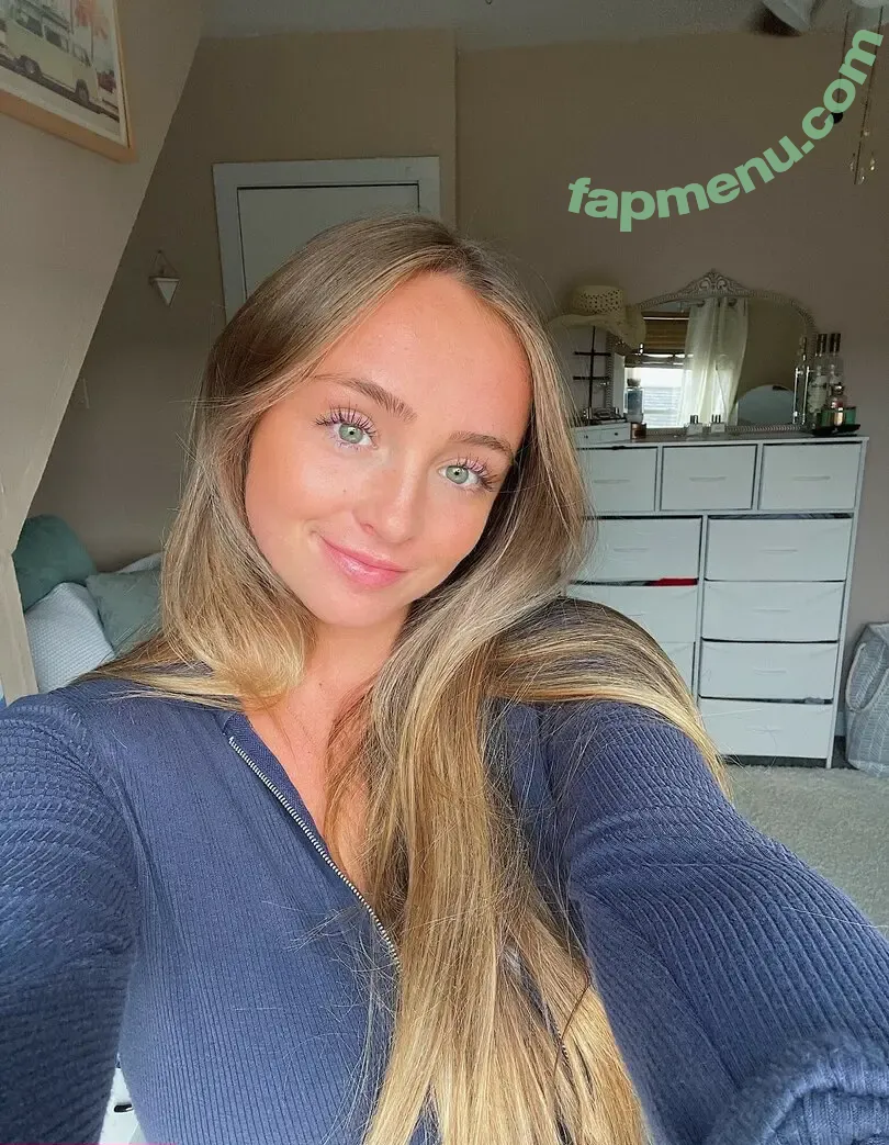 Sam Ahearn nude photo #0151 (samahearn_)