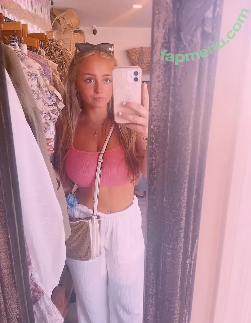 Sam Ahearn nude photo #0157 (samahearn_)