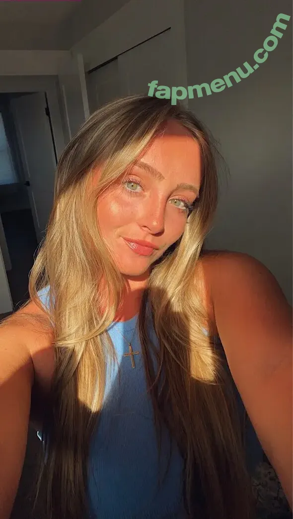 Sam Ahearn nude photo #0159 (samahearn_)