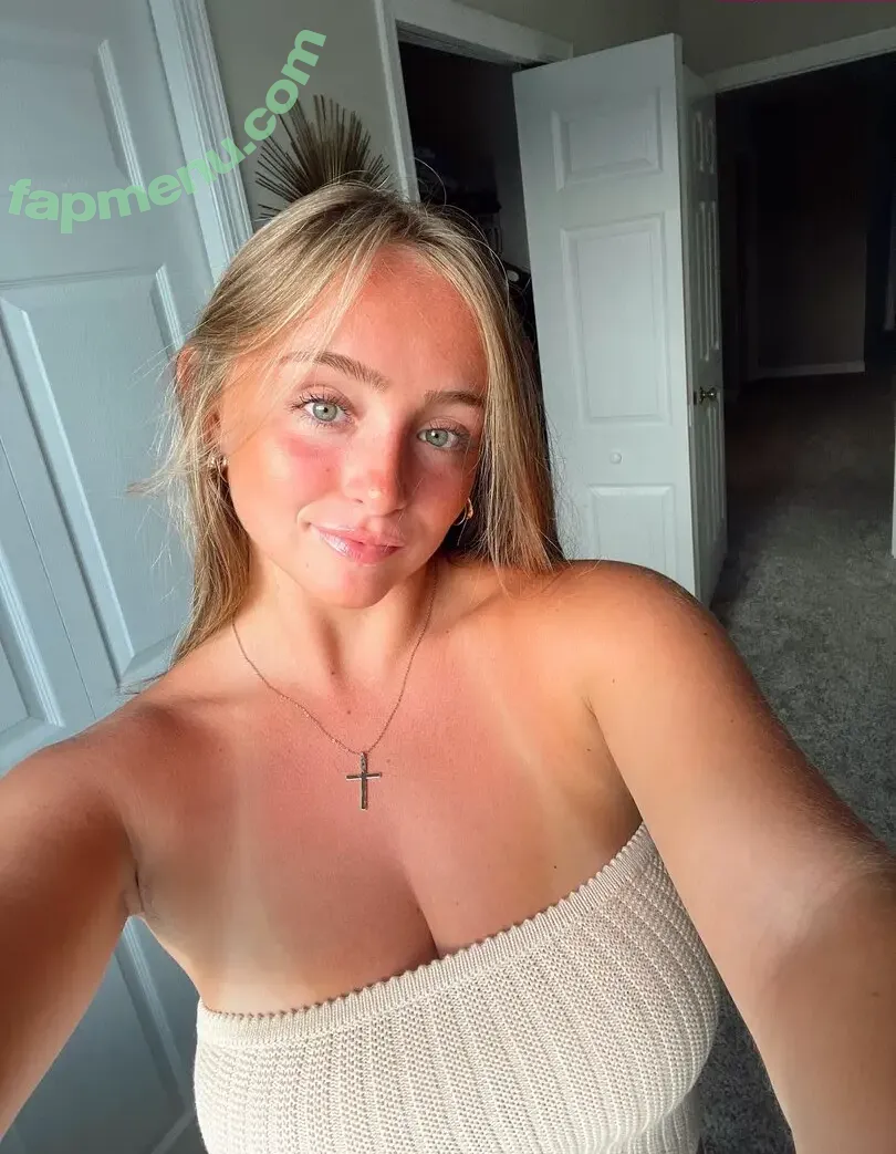 Sam Ahearn nude photo #0160 (samahearn_)