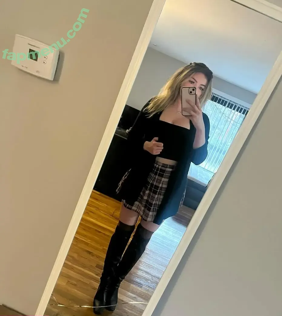 Sam Murray nude photo #0087 (SammiRaeMurray / sammi_tsunami)