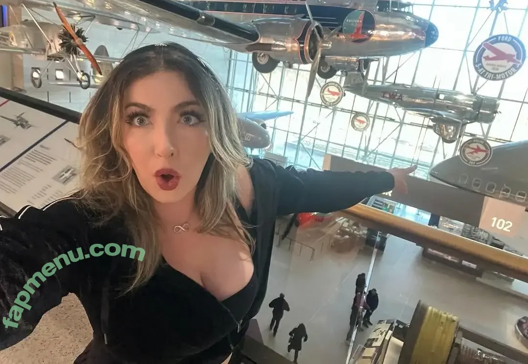 Sam Murray nude photo #0091 (SammiRaeMurray / sammi_tsunami)