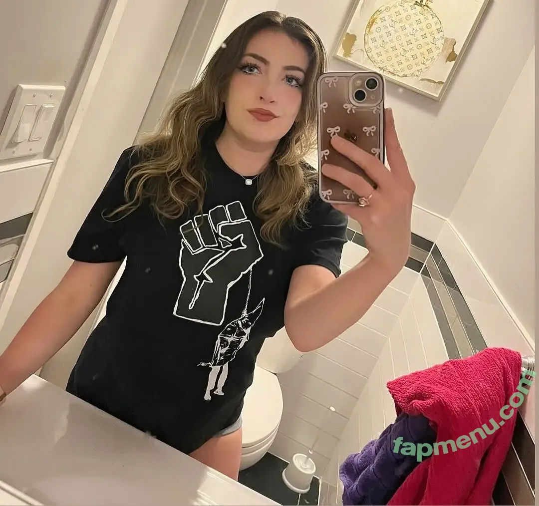 Sam Murray nude photo #0117 (SammiRaeMurray / sammi_tsunami)