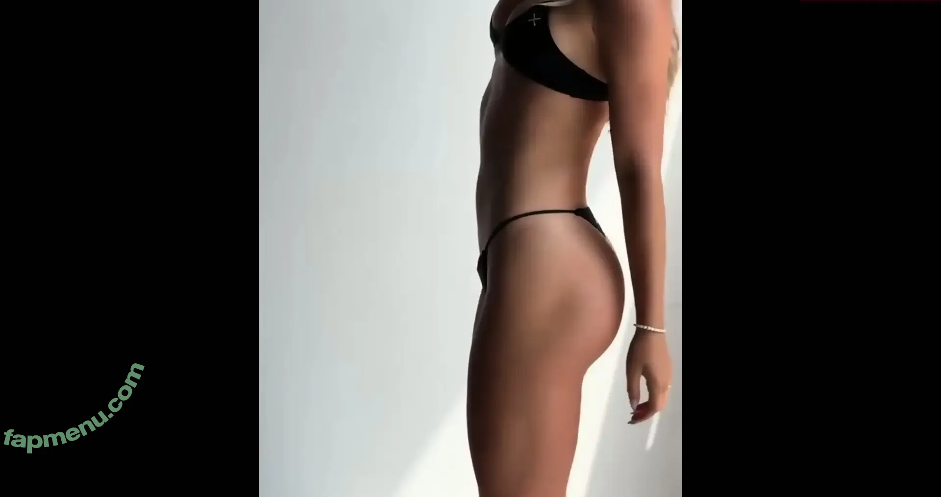 Samantha Baio nude photo #0012 (samantha.baio)