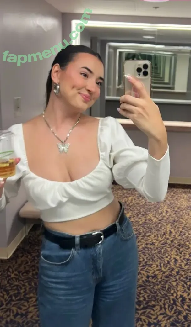 Samantha Fekete nude photo #0011 (samantha_fekete)