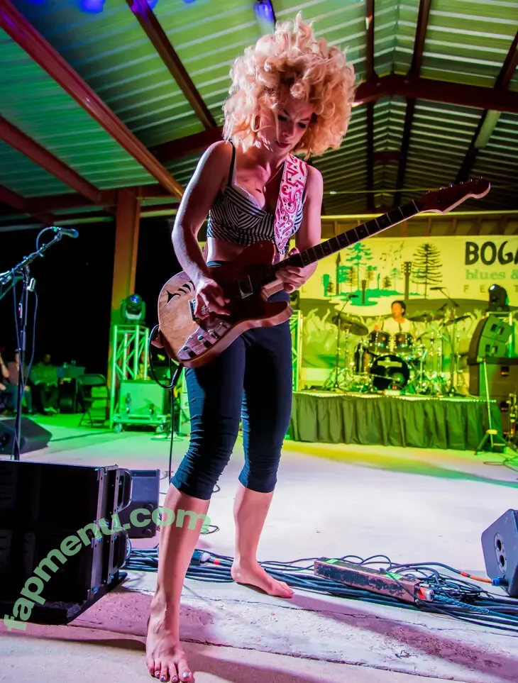 Samantha Fish nude photo #0009 (Samantha Fish)