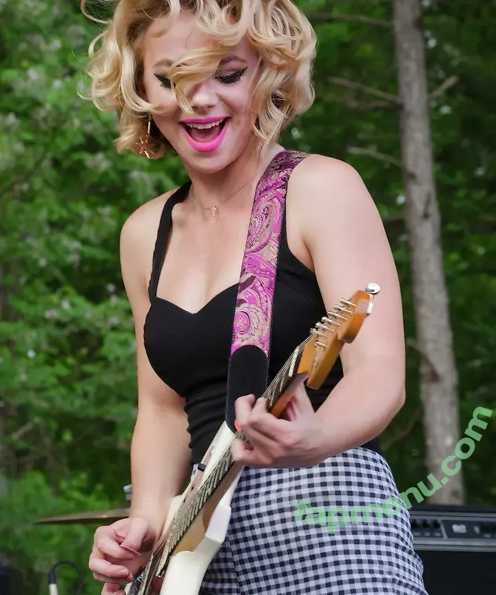 Samantha Fish nude photo #0021 (Samantha Fish)