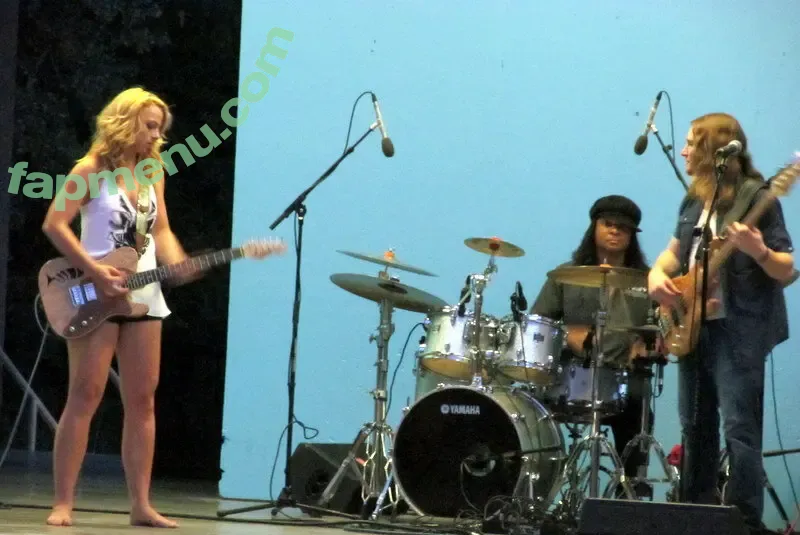 Samantha Fish nude photo #0025 (Samantha Fish)