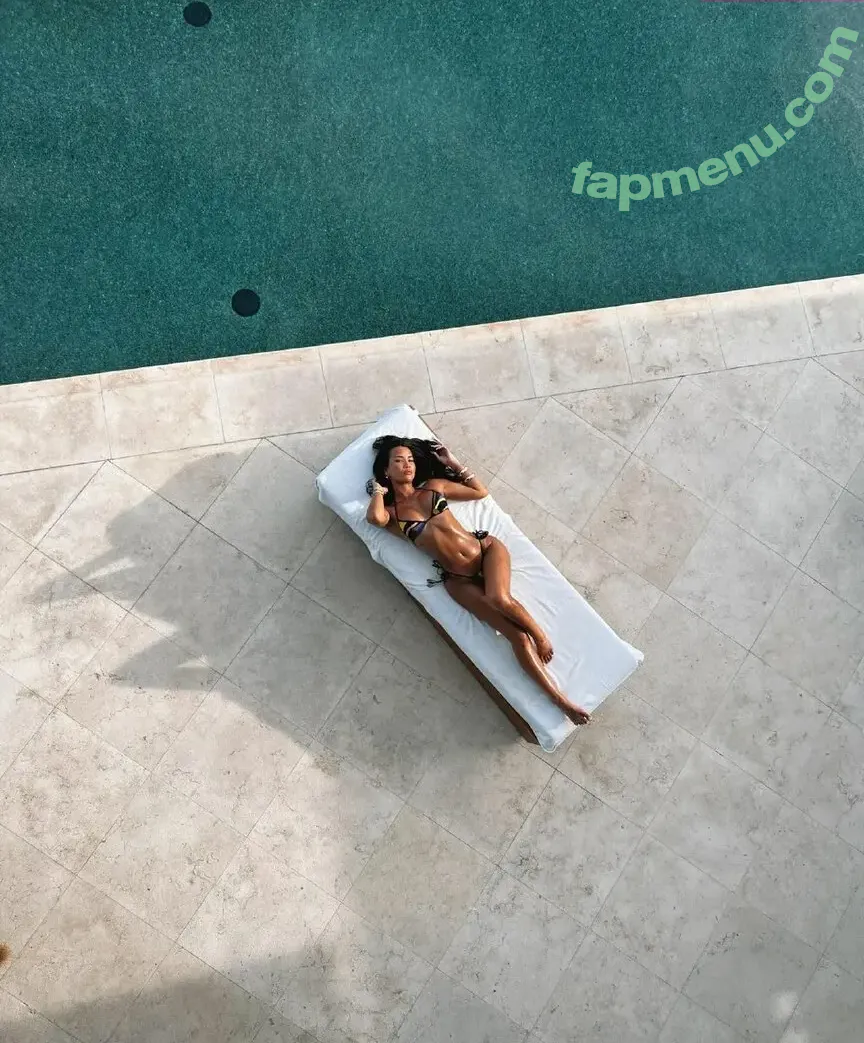 Samantha Rayner nude photo #0042 (samantharaynerx)