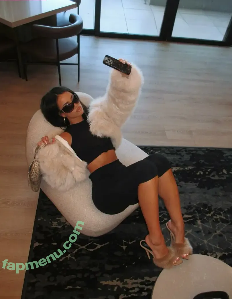 Samantha Rayner nude photo #0103 (samantharaynerx)