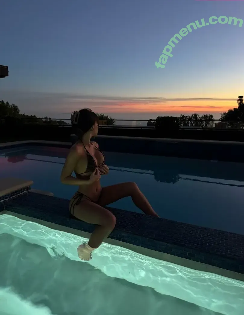 Samantha Rayner nude photo #0119 (samantharaynerx)