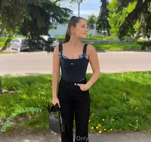 samantha_si / sambabette nude photo #0002