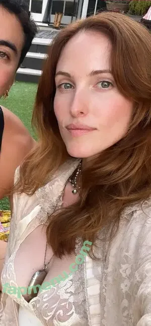 Samantha Strelitz / samstrelitz nude photo #0003