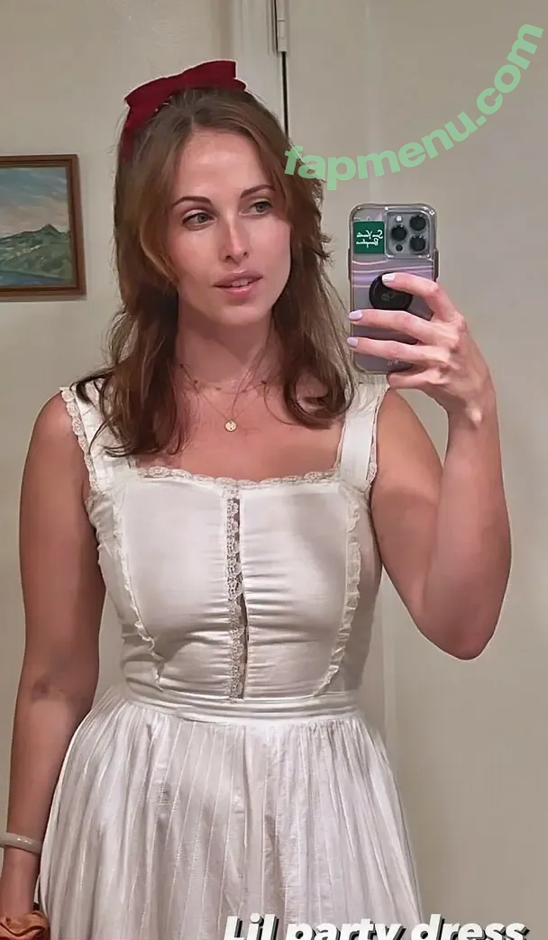 Samantha Strelitz nude photo #0009 (samstrelitz)