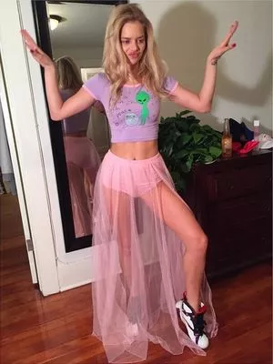 Samara Weaving / samara_weaving / samweaving nude photo #0043