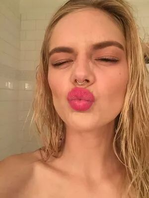 Samara Weaving / samara_weaving / samweaving nude photo #0081