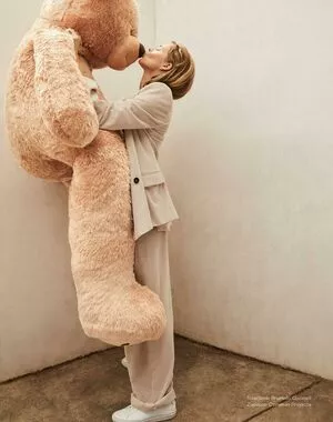 Samara Weaving / samara_weaving / samweaving nude photo #0123