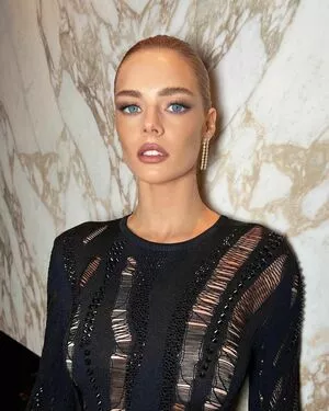 Samara Weaving / samara_weaving / samweaving nude photo #0199