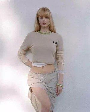 Samara Weaving / samara_weaving / samweaving nude photo #0216