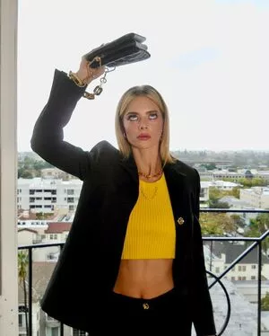 Samara Weaving / samara_weaving / samweaving nude photo #0250