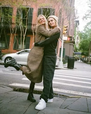 Samara Weaving / samara_weaving / samweaving nude photo #0288