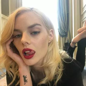 Samara Weaving / samara_weaving / samweaving nude photo #0315