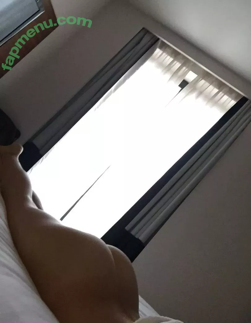 Samara Weaving nude photo #0008 (samara_weaving / samweaving)