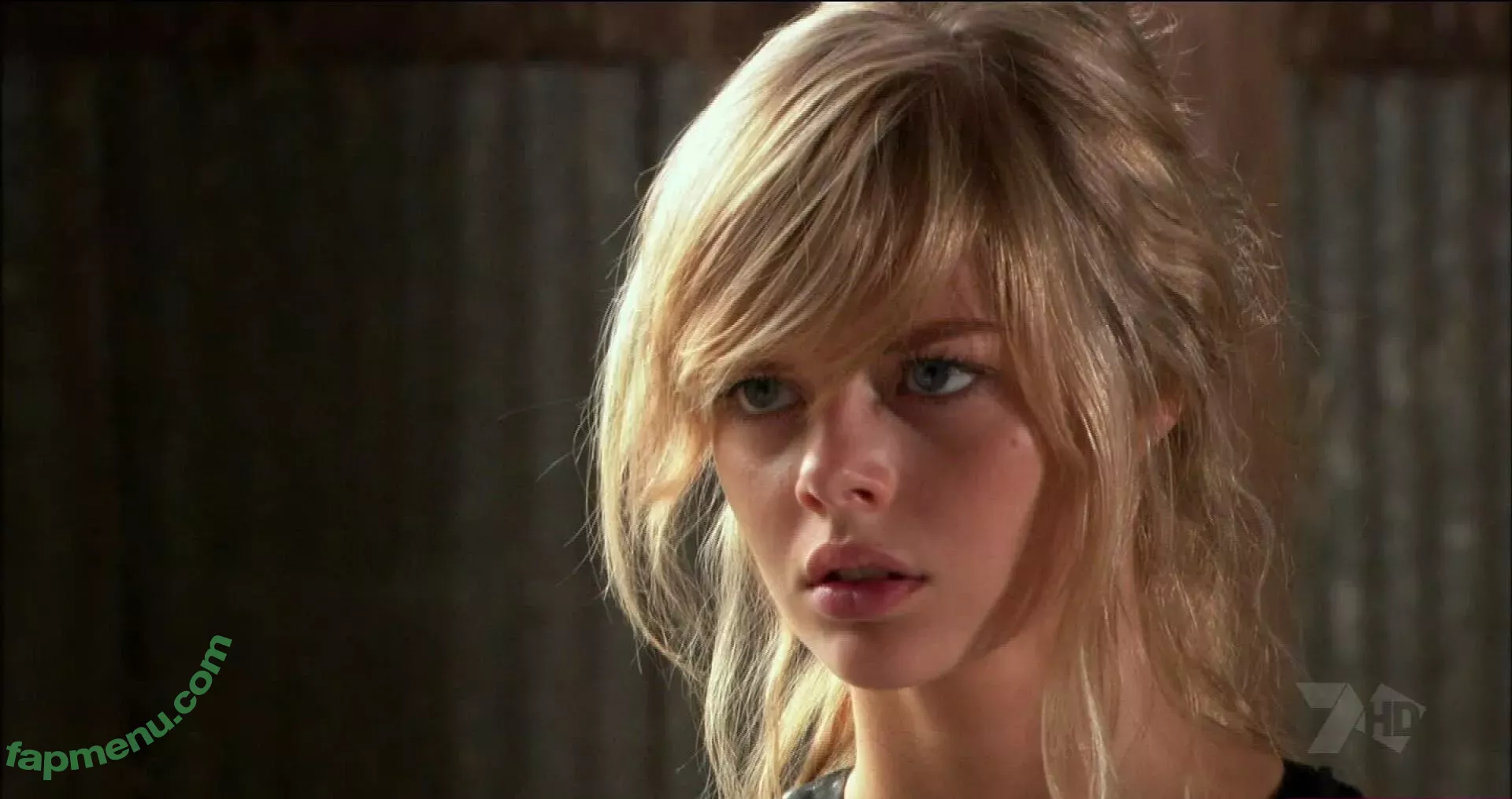 Samara Weaving nude photo #0044 (samara_weaving / samweaving)