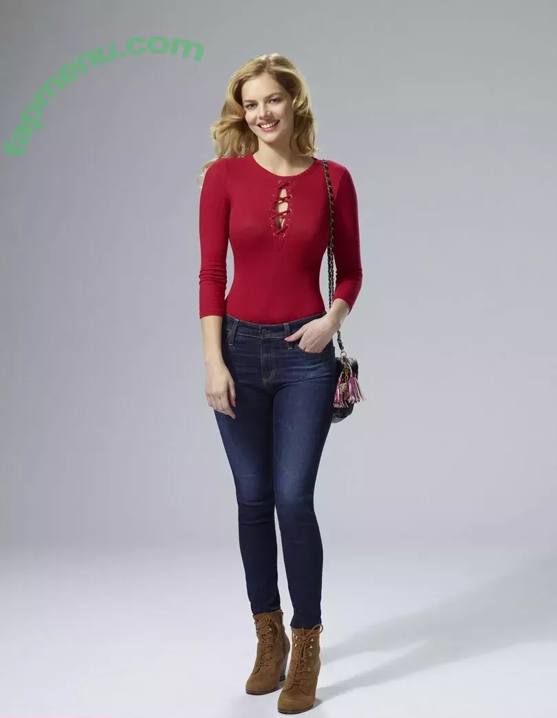 Samara Weaving nude photo #0084 (samara_weaving / samweaving)