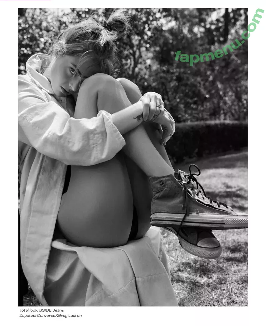 Samara Weaving nude photo #0121 (samara_weaving / samweaving)