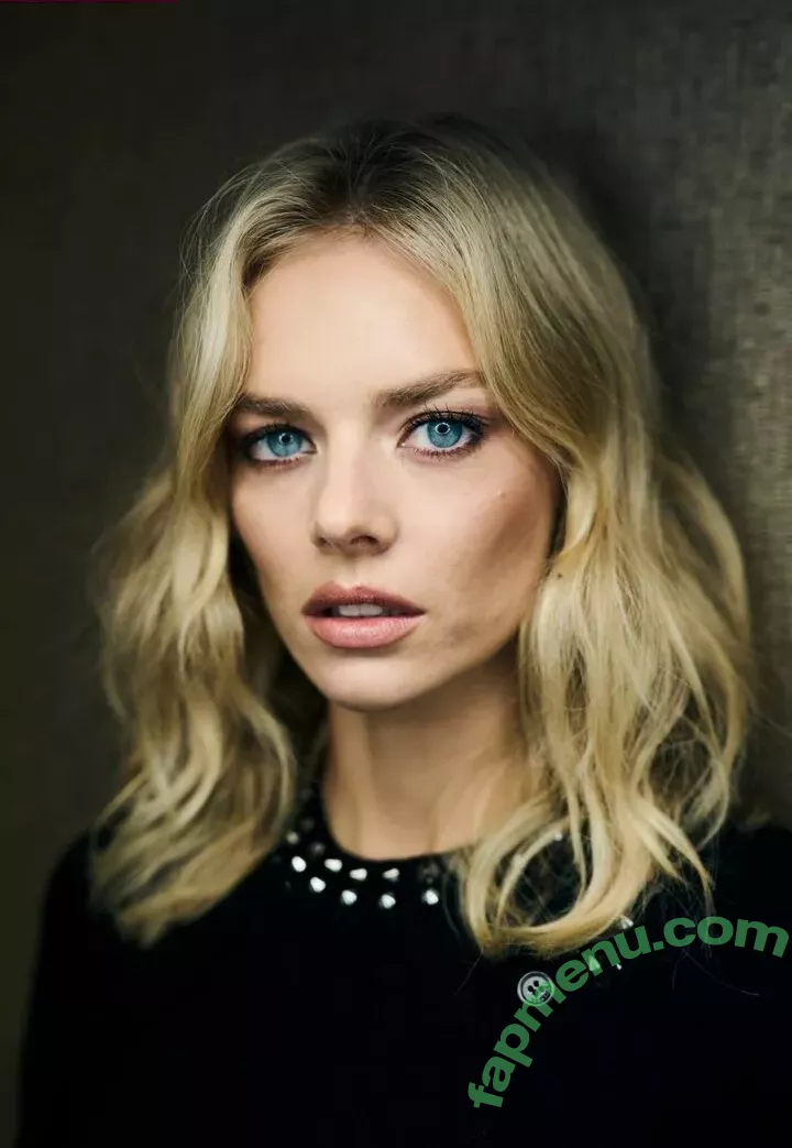 Samara Weaving nude photo #0158 (samara_weaving / samweaving)