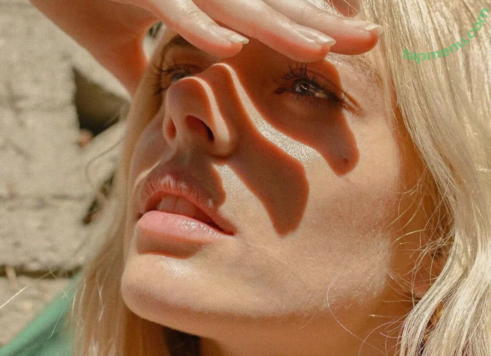 Samara Weaving nude photo #0177 (samara_weaving / samweaving)