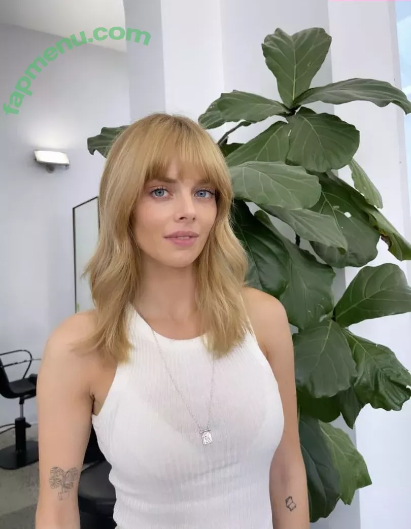 Samara Weaving nude photo #0192 (samara_weaving / samweaving)