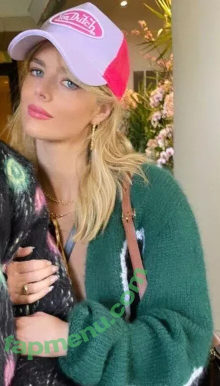 Samara Weaving nude photo #0241 (samara_weaving / samweaving)