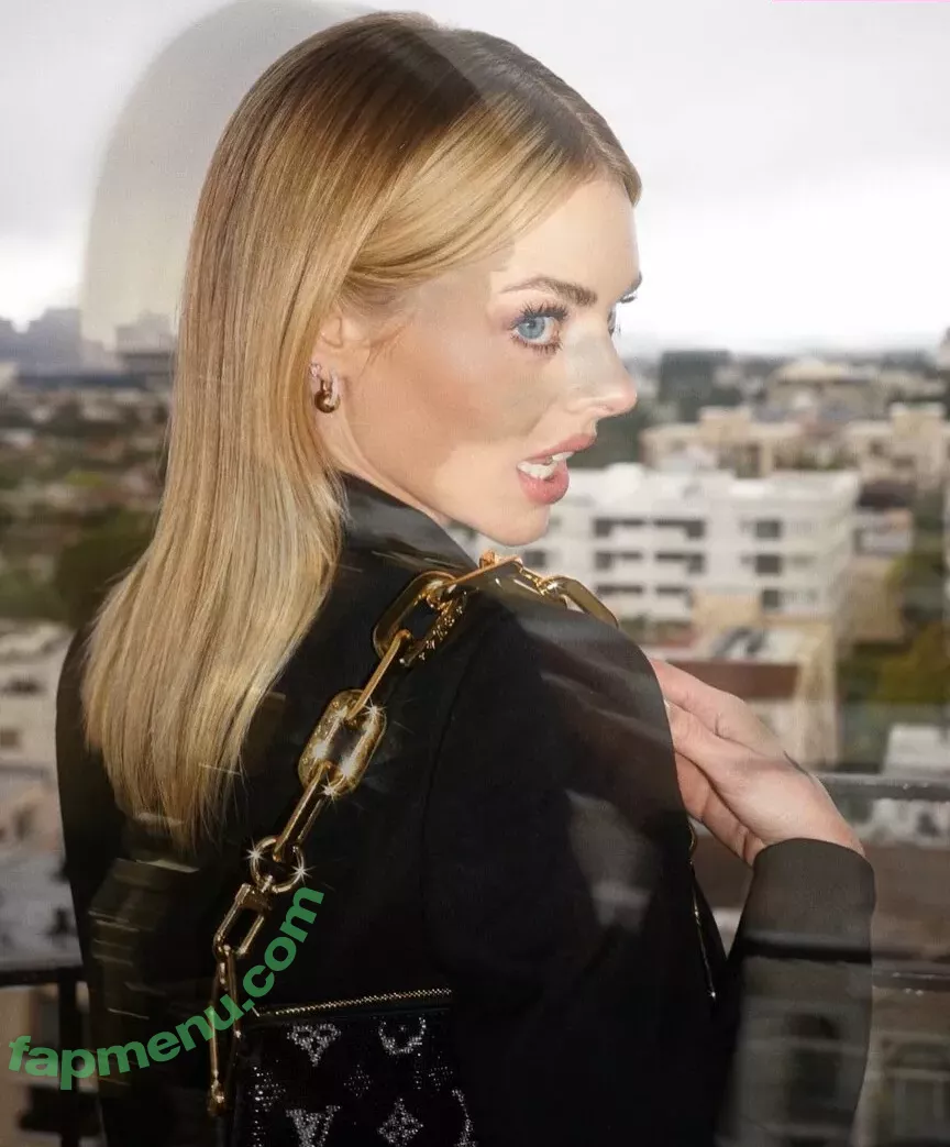 Samara Weaving nude photo #0245 (samara_weaving / samweaving)