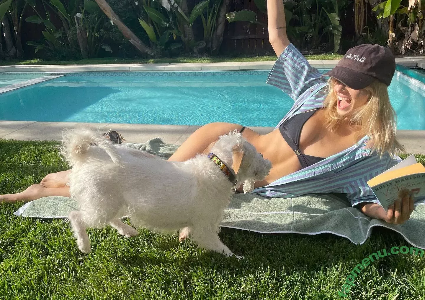 Samara Weaving nude photo #0253 (samara_weaving / samweaving)