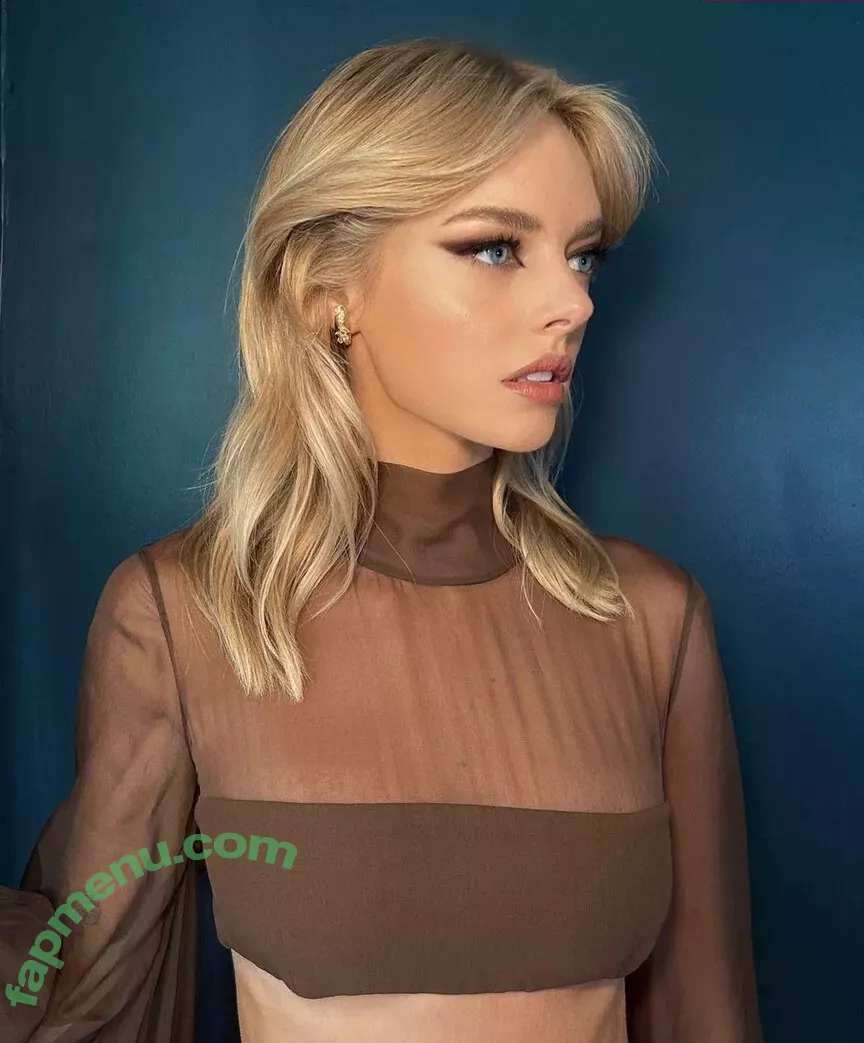 Samara Weaving nude photo #0266 (samara_weaving / samweaving)