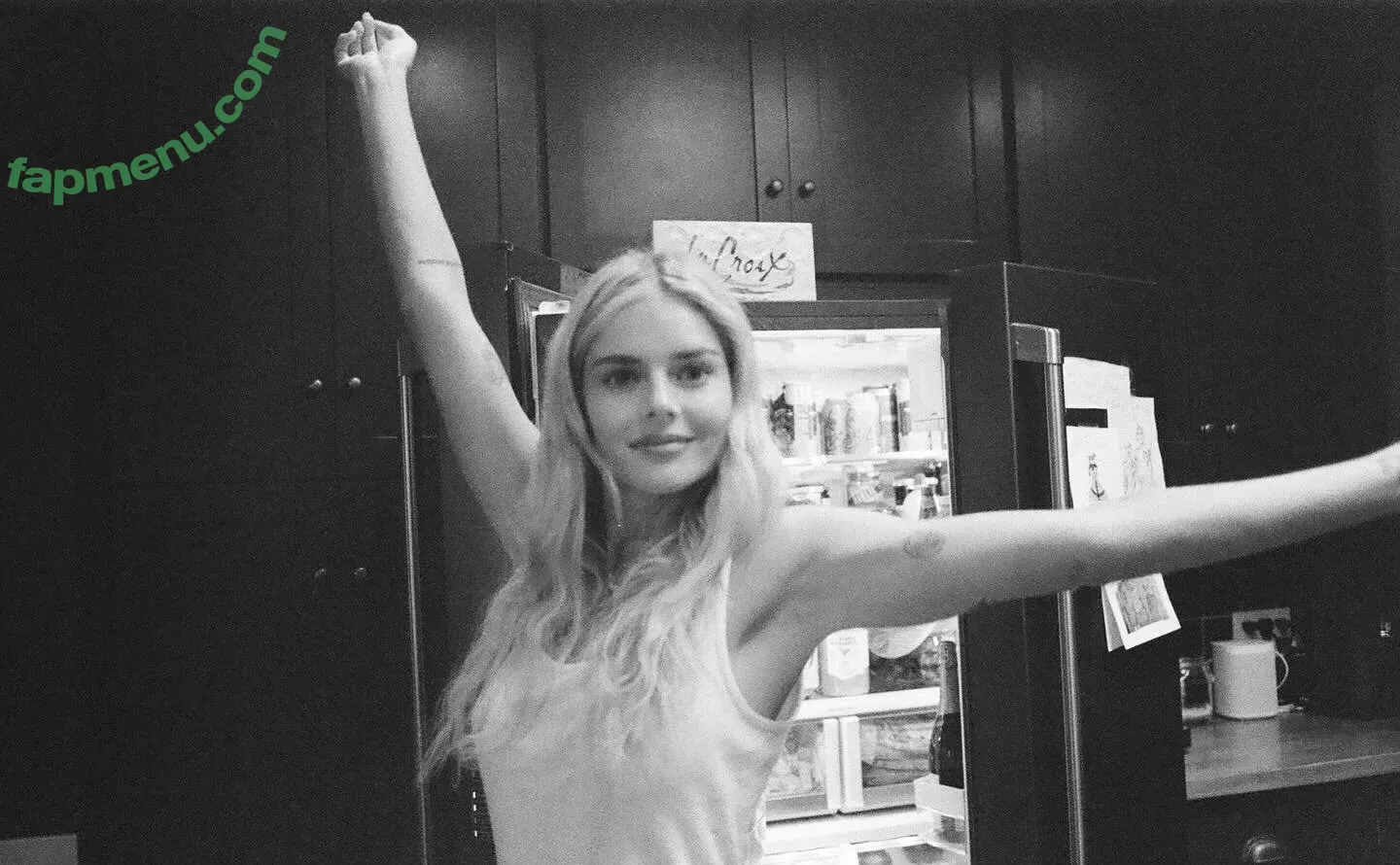 Samara Weaving nude photo #0465 (samara_weaving / samweaving)