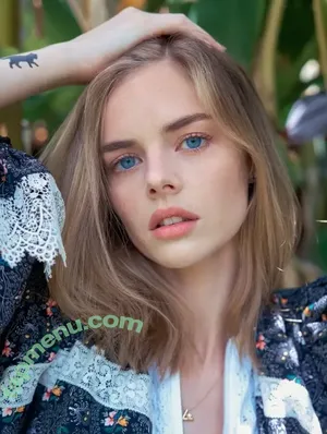 Samara Weaving / samara_weaving / samweaving nude photo #1238